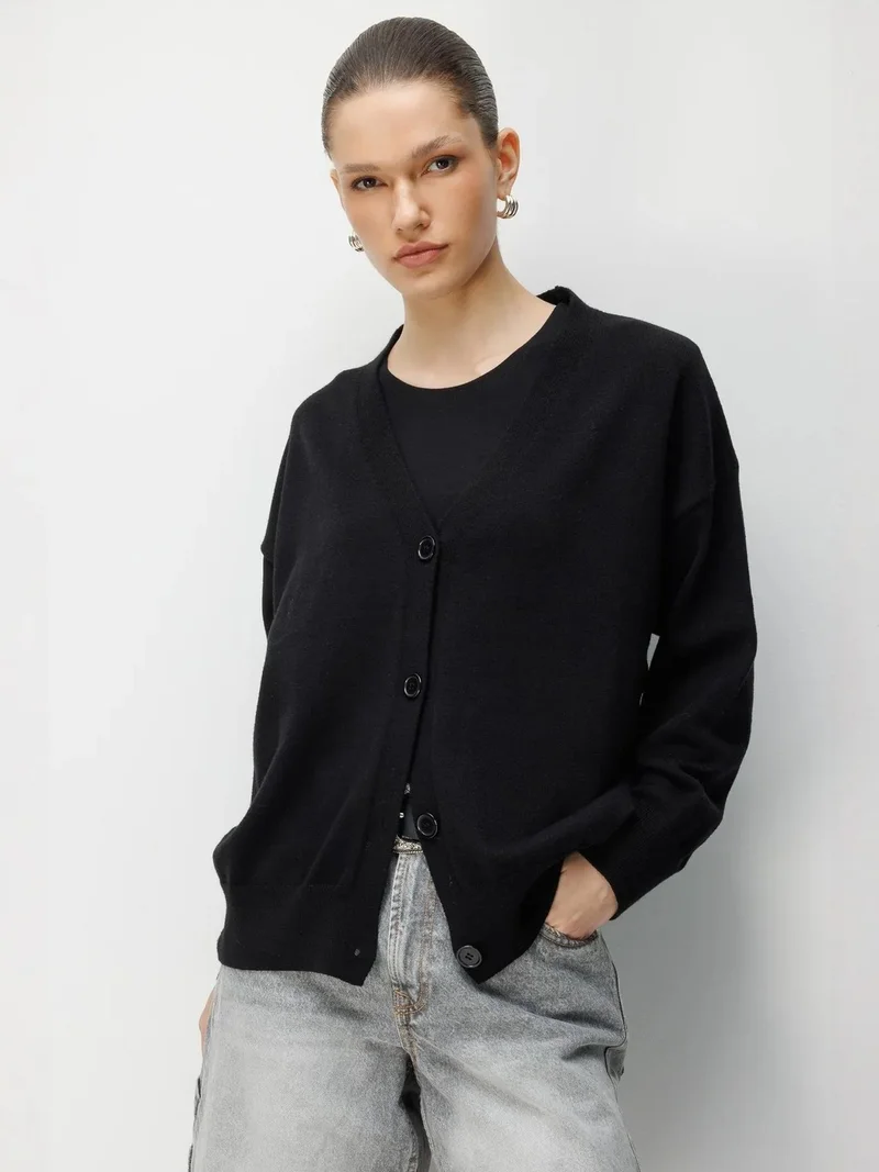 ميكسراي MIXRAY Long Ribbed Knitwear Cardigan with V-neck and Button Closure