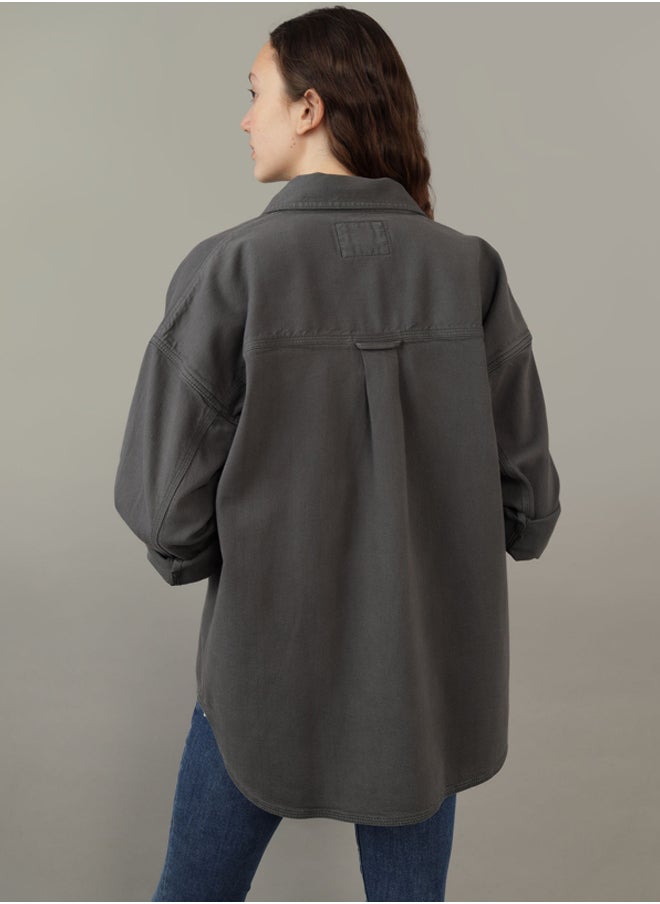 American Eagle قميص جينز كبير الحجم من AE Go Big  - Image 4