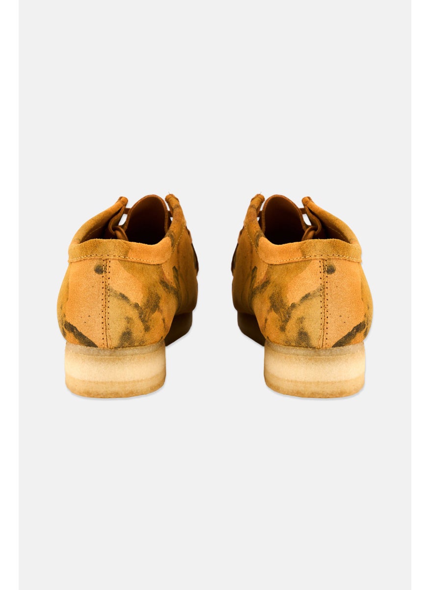 clarks Men Standard Wallabee Suede Lace Up Shoes, Turmeric  - Image 2