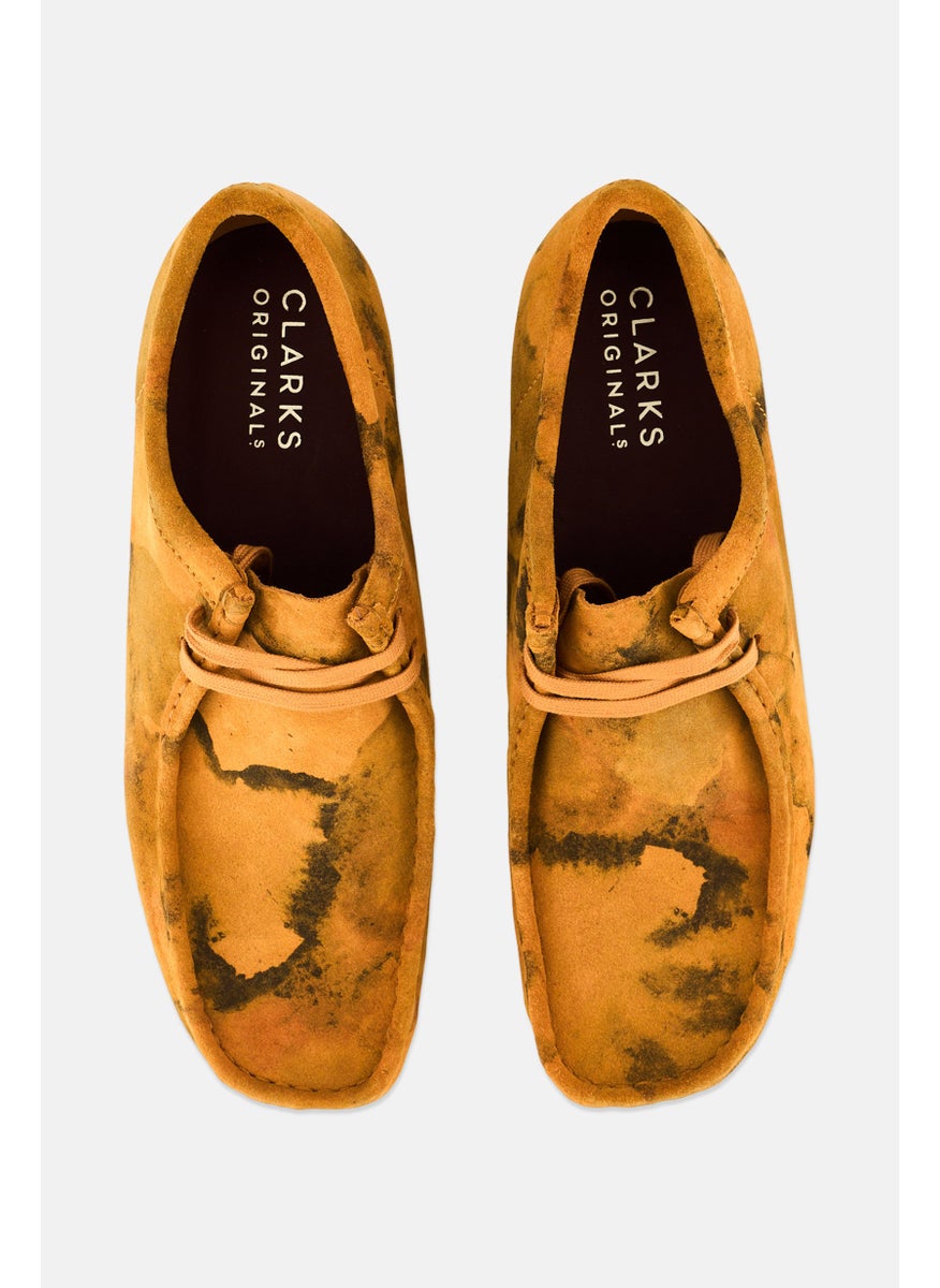 clarks Men Standard Wallabee Suede Lace Up Shoes, Turmeric  - Image 3