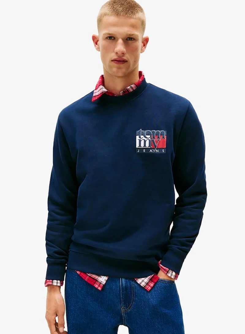 TOMMY JEANS Logo Regular Fit Pullover Sweatshirt