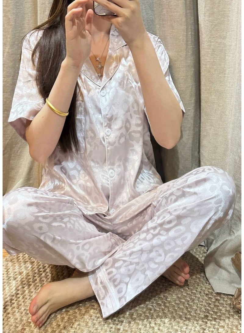 طقم بيجاما نسائي من الساتان مكون من قطعتين، بيجاما ناعمة بأزرار أمامية مع بلوزة قصيرة الأكمام وبنطال طويل، بدلة نوم مريحة للنساء