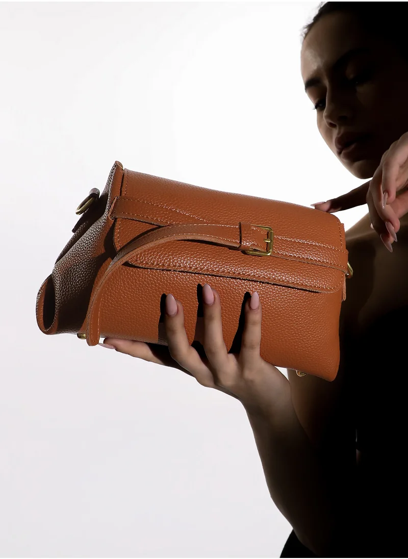 Haute Sauce Solid Magnet Lock Regular Vegan Leather Sling Bag with Detachable Strap For Women
