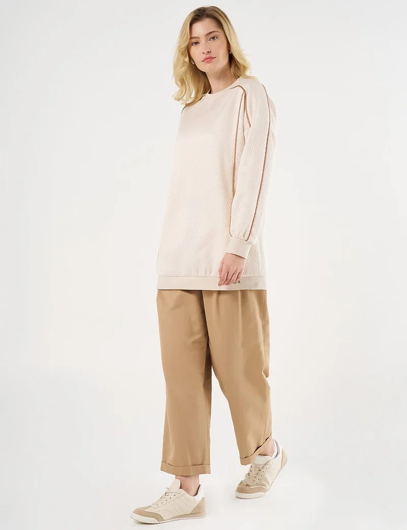 Kayra Dropped Shoulder Pleated Sweatshirt Cream