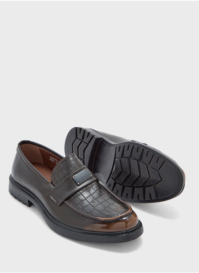 Robert Wood Croc Emboss Formal Loafers  - Image 3