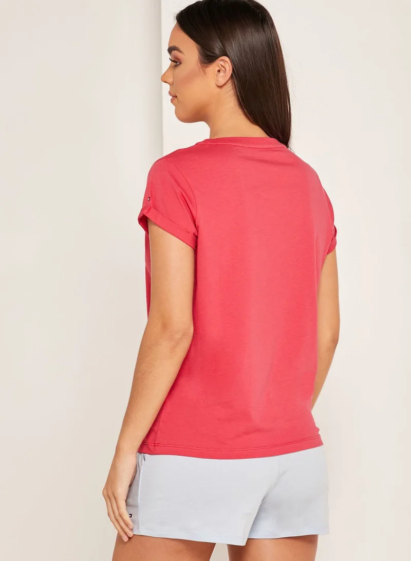 TOMMY HILFIGER Logo T-Shirt & Shorts Set
