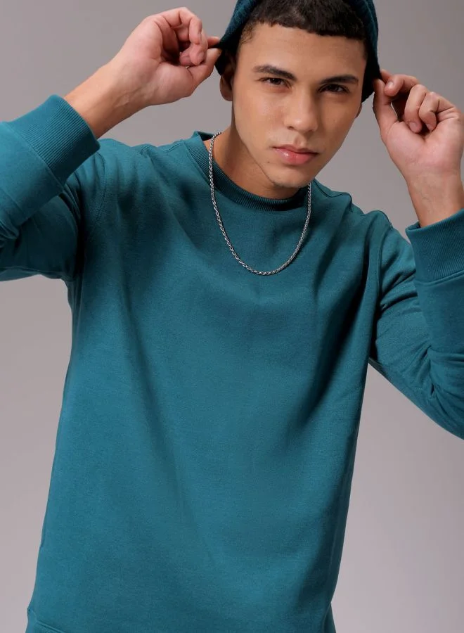 شركة المرآب الهندية Men Regular Fit Solid Crew Neck Overhead Sweatshirt