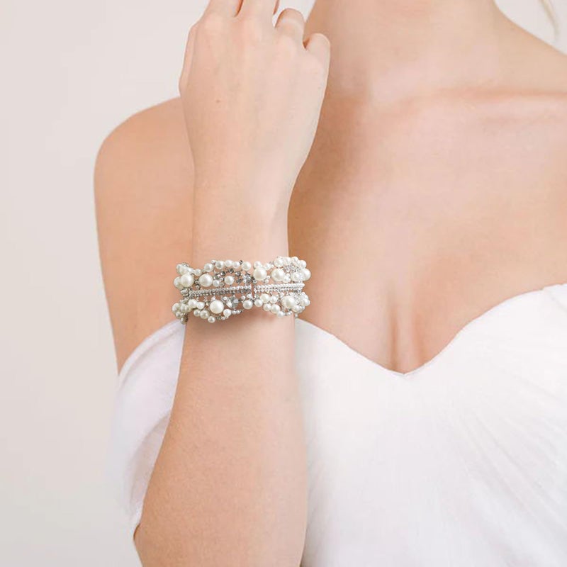 EVER FAITH مجوهرات زفاف EVER FAITH بلون أبيض مزينة بالأحجار الكريمة وزهور لؤلؤية مزيفة سوار مرن للنساء العرائس بلون فضي واضح - Image 3