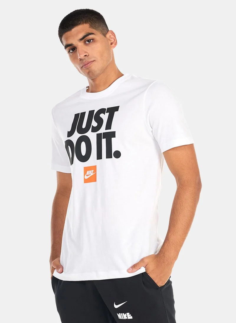 Nike Men's Sportswear T-Shirt