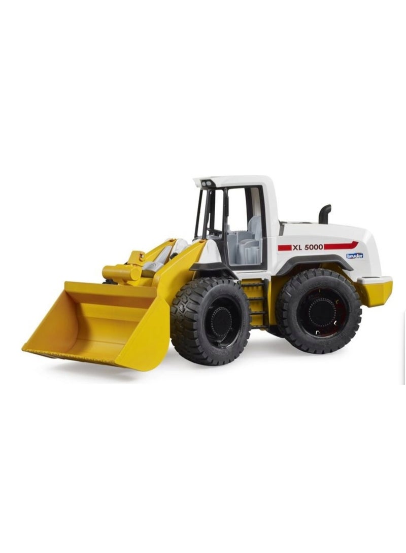 Bruder Wheel Loader Construction Vehicle Toy - Image 3