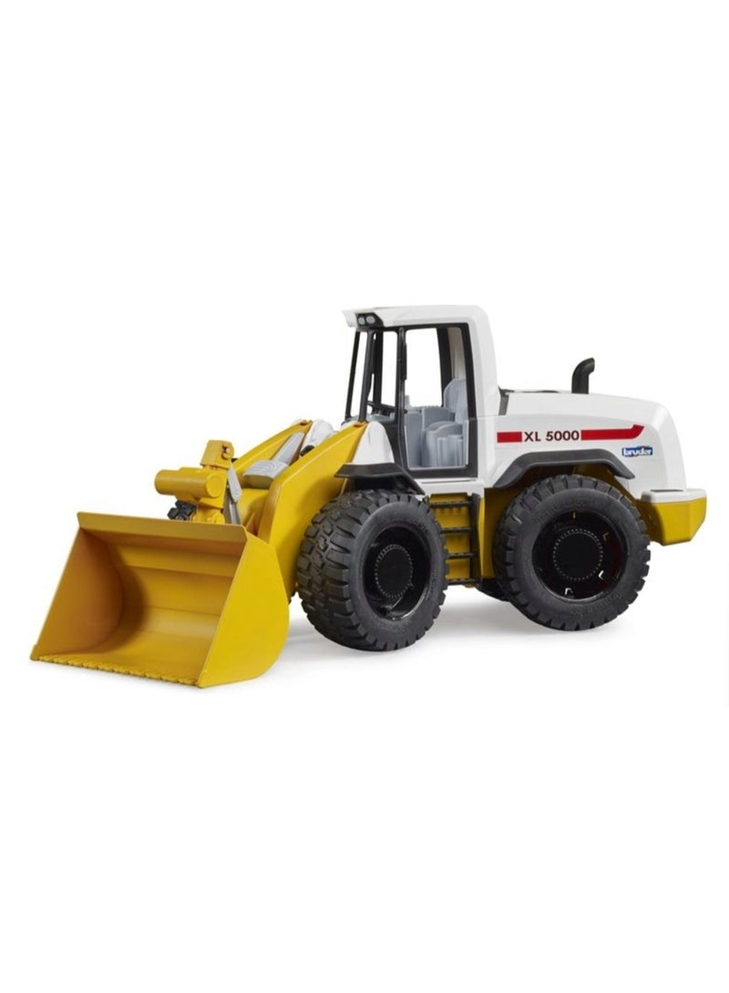 Bruder Wheel Loader Construction Vehicle Toy - Image 2