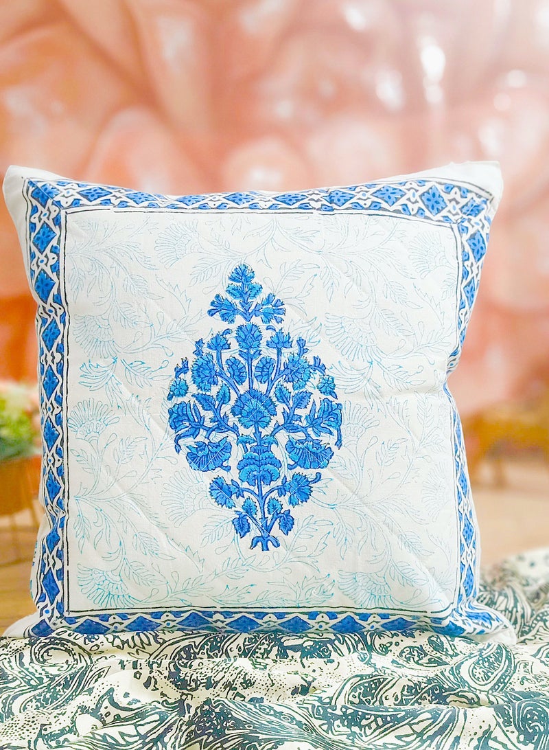 أوجريا غطاء وسادة من القطن العضوي المبطن الفاخر غير مسبّب للحساسية ، غطاء وسادة نيلي مطبوع يدويًا ، 40 سم × 40 سم - Image 4