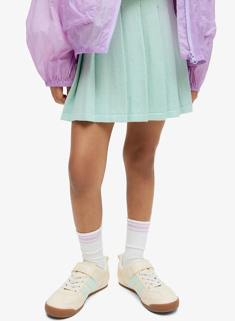 اتش اند ام ترينرز