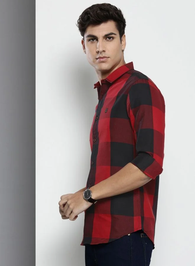 ذا انديان كراج كو Men Regular Fit Checkered Full Sleeves Cutaway Collar Casual Shirt