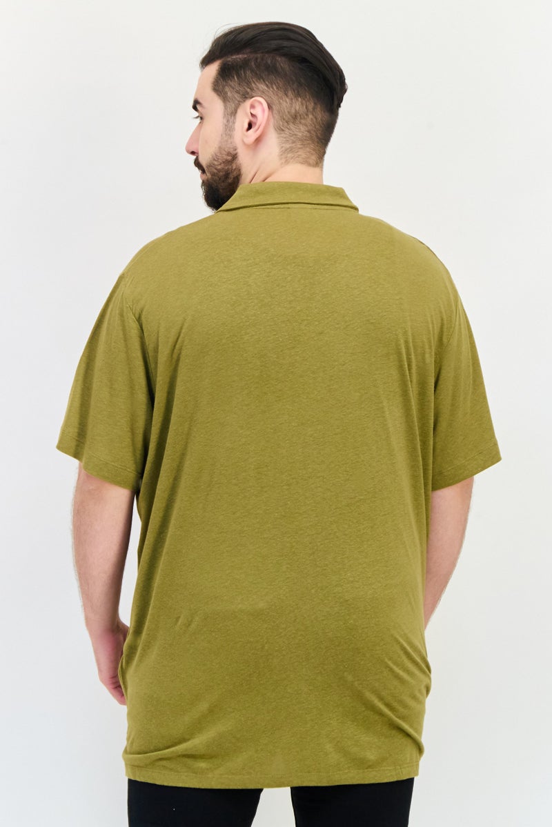 Celio قميص بولو قصير الأكمام للرجال بياقة منتشرة بلون الزيتون - Image 3