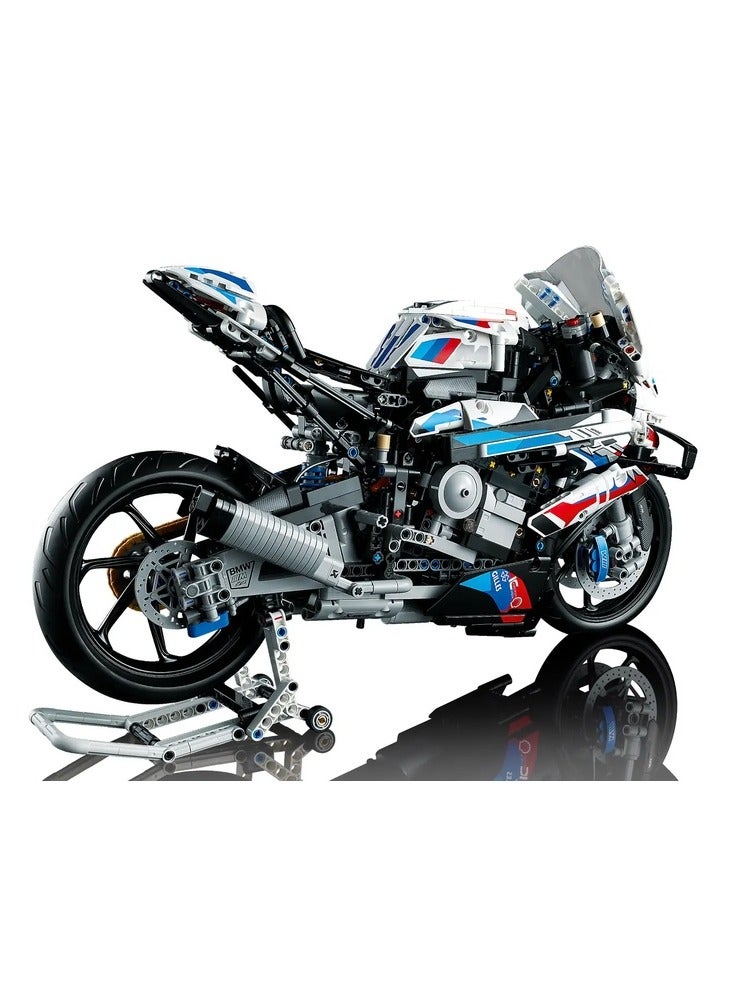 LEGO - BMW M 1000 RR 1921 Pieces - 42130 - Image 4