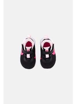 Nike Toddler Boy Revolution 6 NN Velcro Shoes, Black Combo  - Image 4