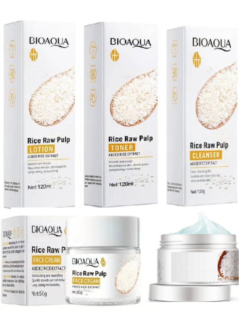 بيو أكوا مجموعة مكونة من خمس قطع من جل التقشير ولب الأرز الخام وكريم الوجه ومنظف وغسول وتونر - Image 1