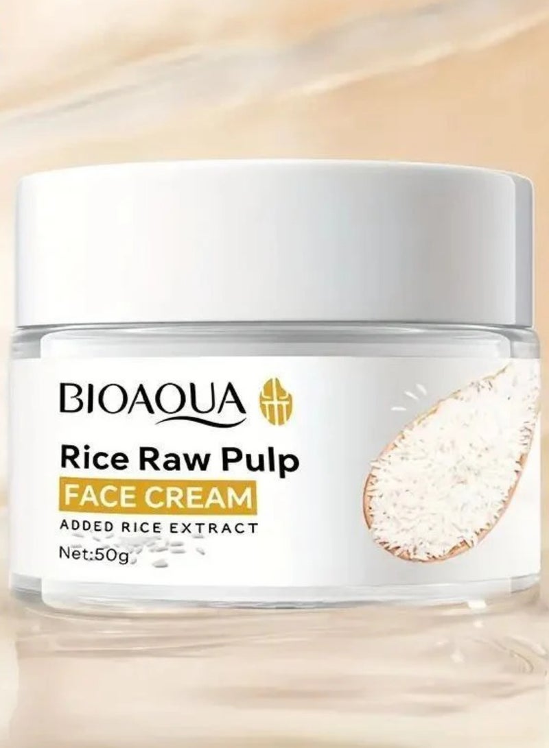 بيو أكوا مجموعة مكونة من خمس قطع من جل التقشير ولب الأرز الخام وكريم الوجه ومنظف وغسول وتونر - Image 5