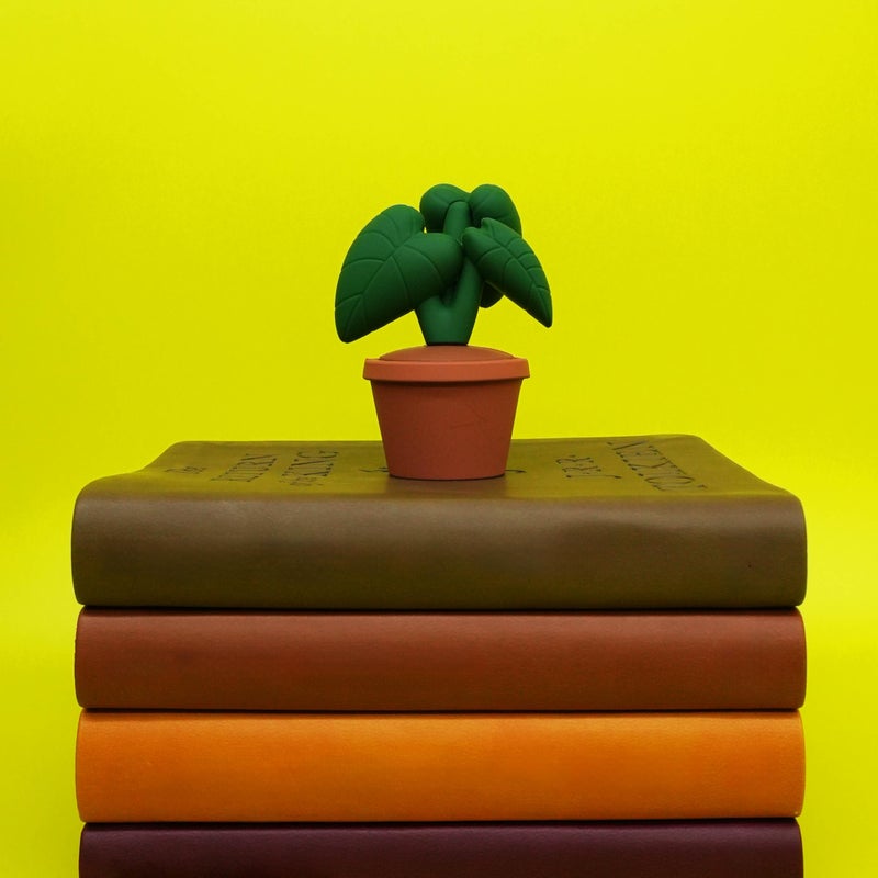 GOOFBALLS Mini Garden Figurines for Desk Decor â€“ Cute Accessories for Fairy Gardens, Terrariums, Succulent Pots & Office Spaces â€“ Tiny Plant Decor Statues - Black Velvet - Image 3