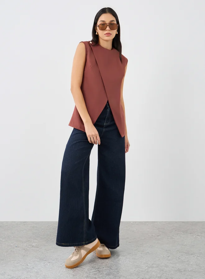 Styli Styli Brown Solid Asymmetric Hem Waistcoat