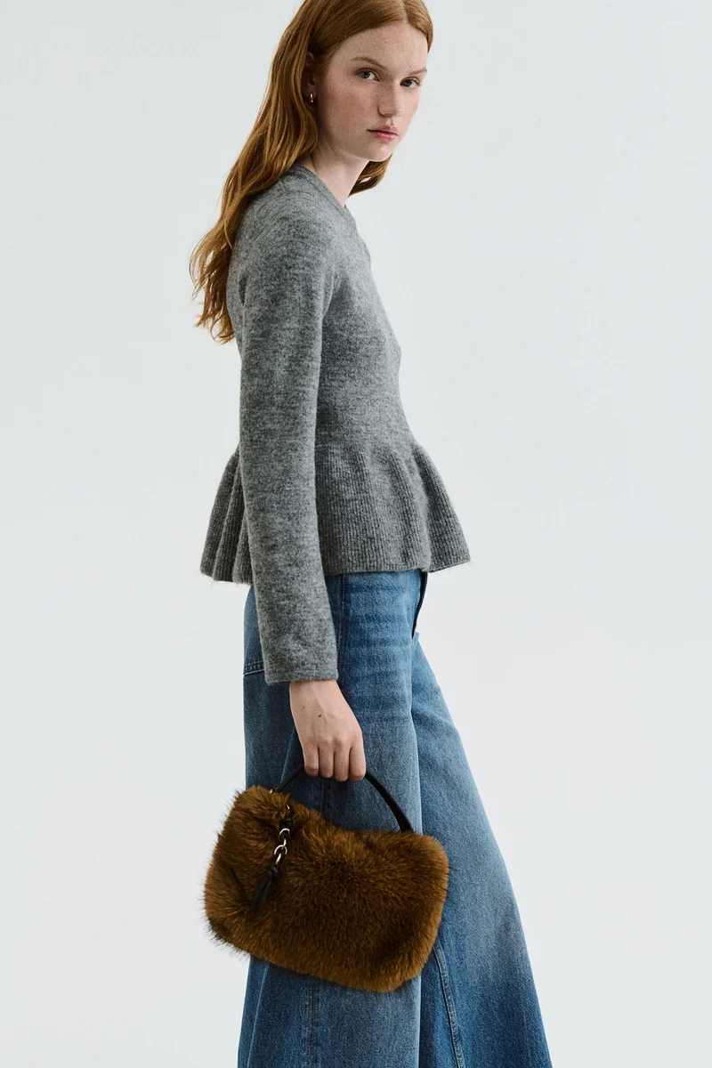 اتش اند ام كنزة بحواف بيبلوم