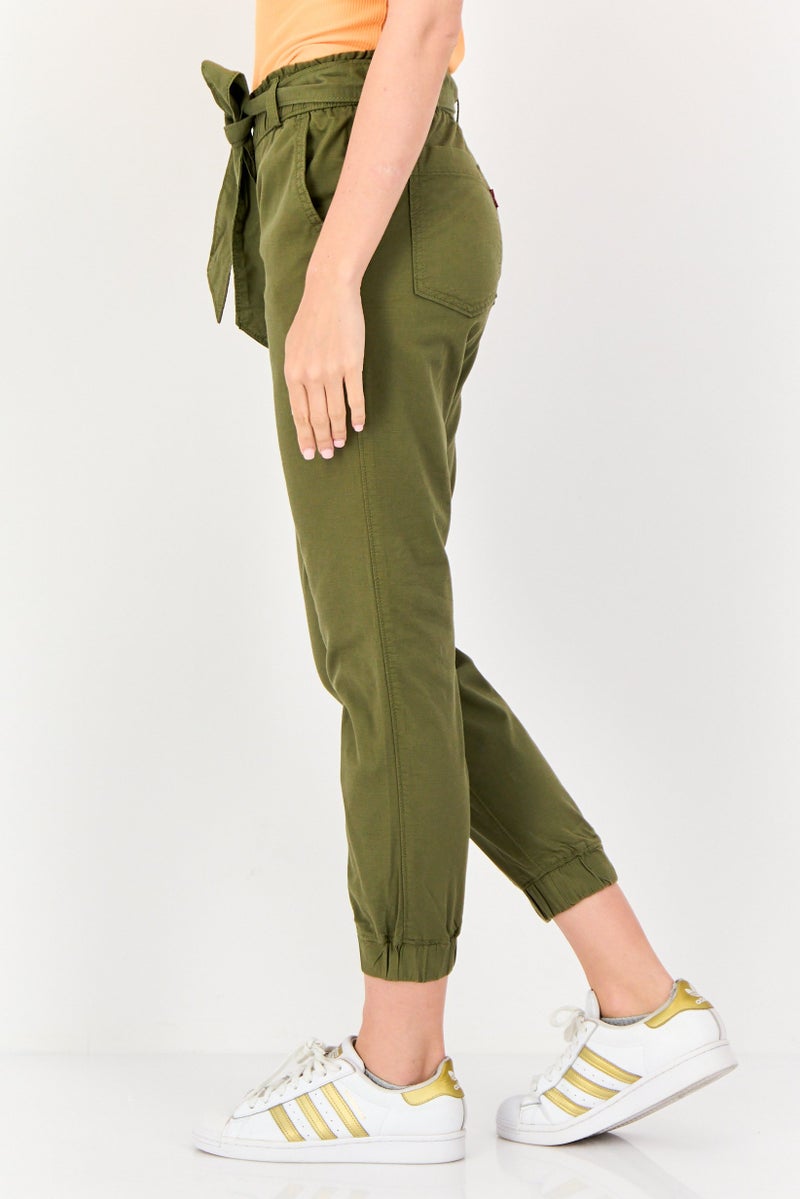 Levi's Women Regular Fit  Solid Belted Jogger Pants, Dark Olive - Image 2