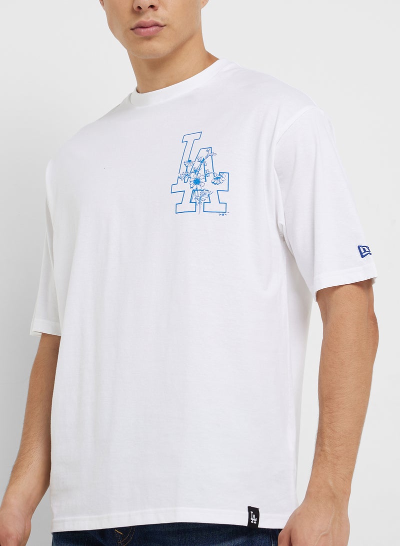 NEW ERA Los Angeles Dodgers Oversized T-Shirt  - Image 3