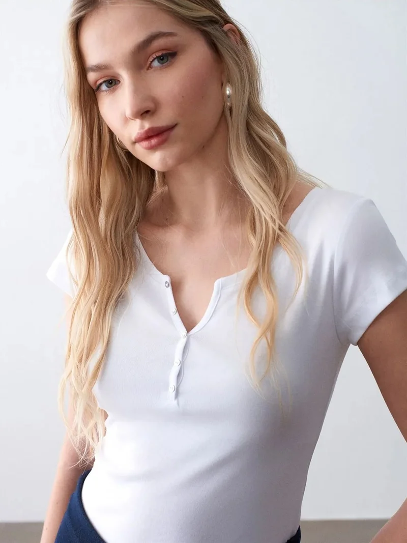Dilvin DILVIN Women's Slim Fit Cotton U-Neck T-Shirt