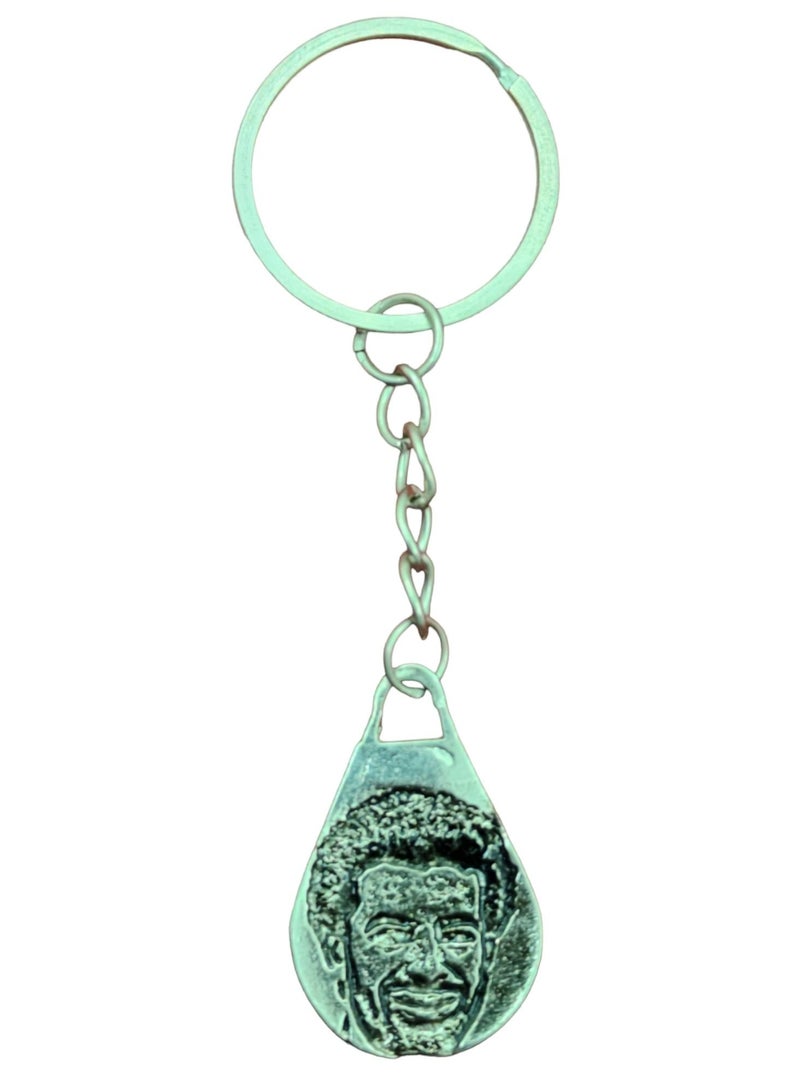 Elegant Silver Keychain With Unique Details "Mohamed Salah" - Image 2