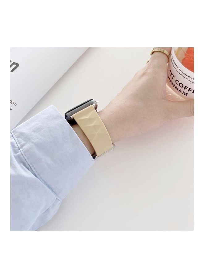 NIBEMINENT Modern Style Silicone Replacement Strap Watchband For Apple Watch Series 7 45mm/6 & SE 5 4 44mm/3 2 1 42mm Walnut - Image 5