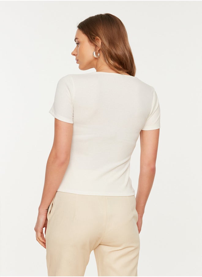 trendyol - Ecru Fitted Sweetheart Neckline Ribbed Stretchy Knitted Blouse TWOSS22BZ1221 - Image 1