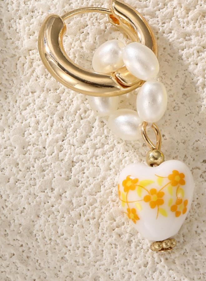 Take Two Heart-Shaped Flower Detail Hoop Earrings - Image 4