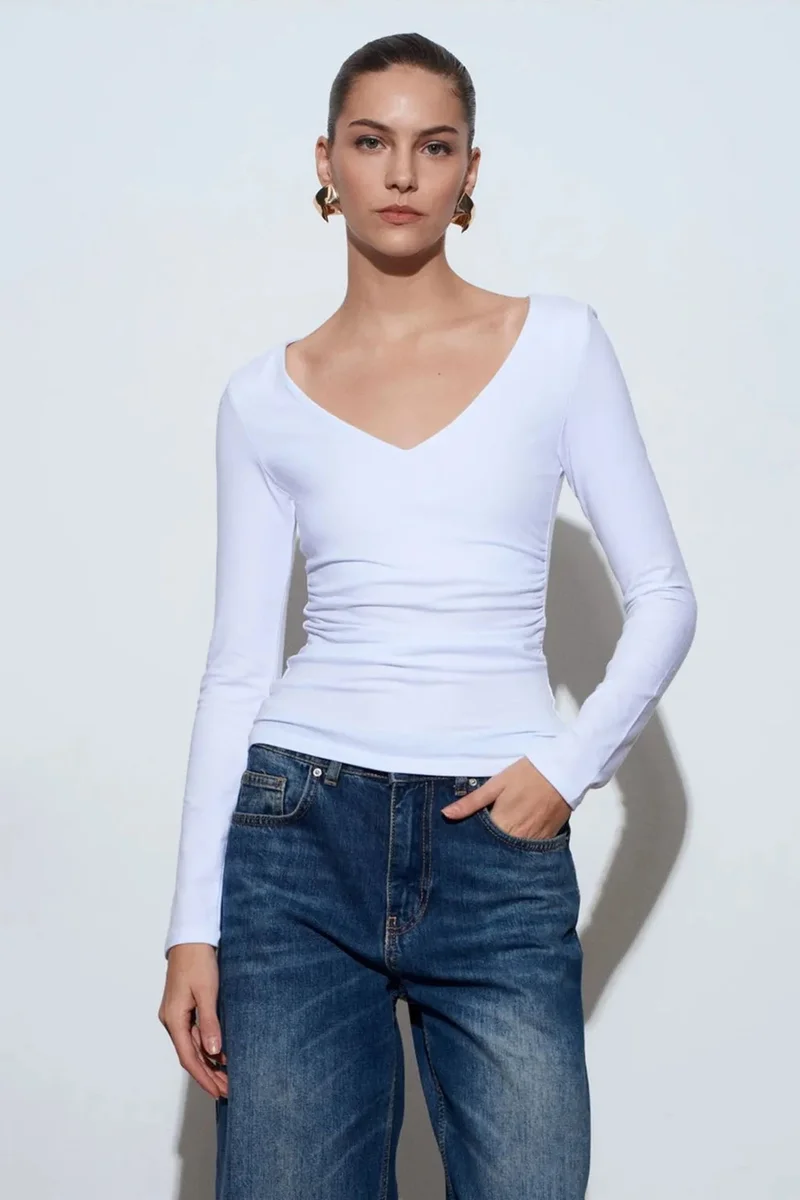 Dilvin White DILVIN Slim Fit V-Neck Knit Blouse for Women | Best Price UAE