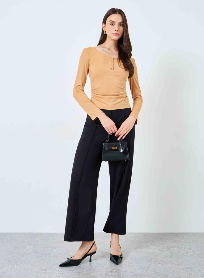 تايك تو بلوزة بياقة دائرية وتفاصيل أزرار - Image 2