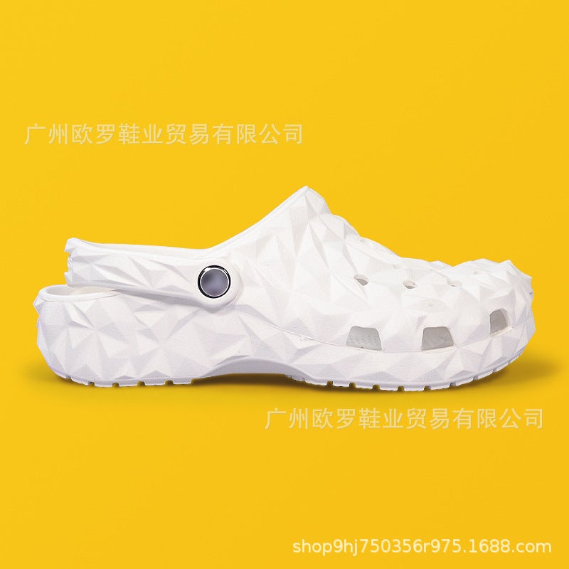Unisex Closed-Toe EVA Clog Sandals Breathable Anti-Slip Outdoor Beach Shoes - Image 1