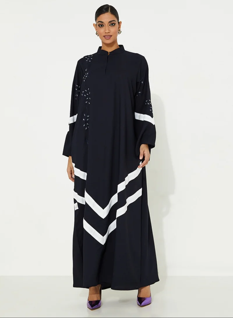 Rosette Abaya Navy abaya with white design and hand embroidery flower design