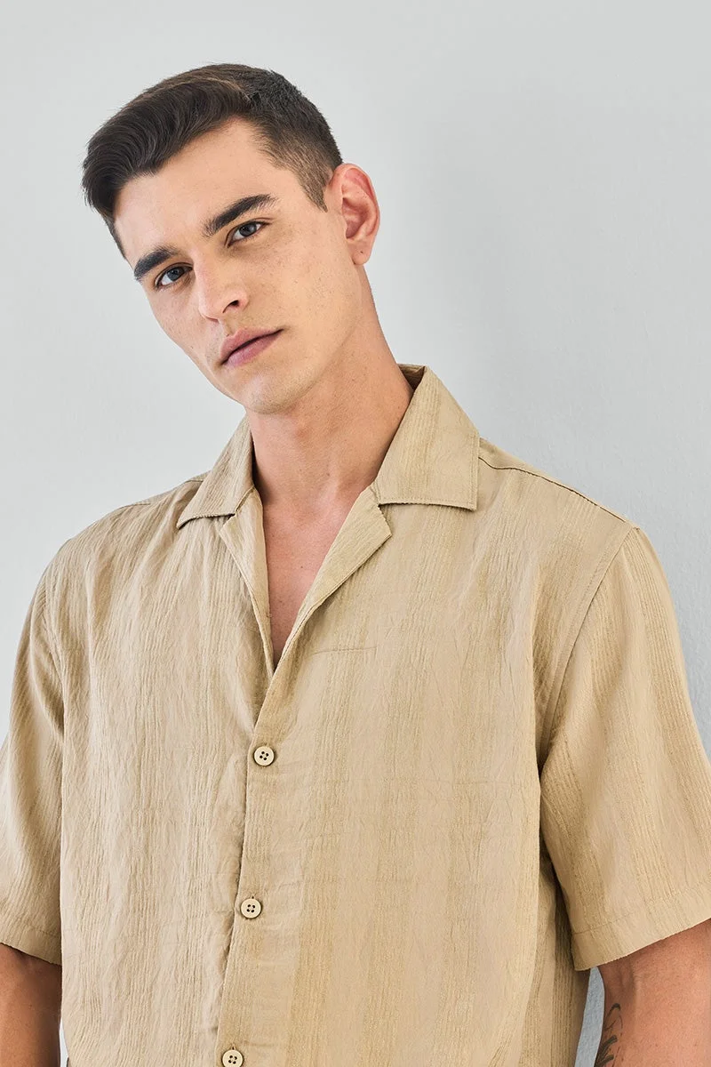 سنيتش قميص بقصة فضفاضة مطوي