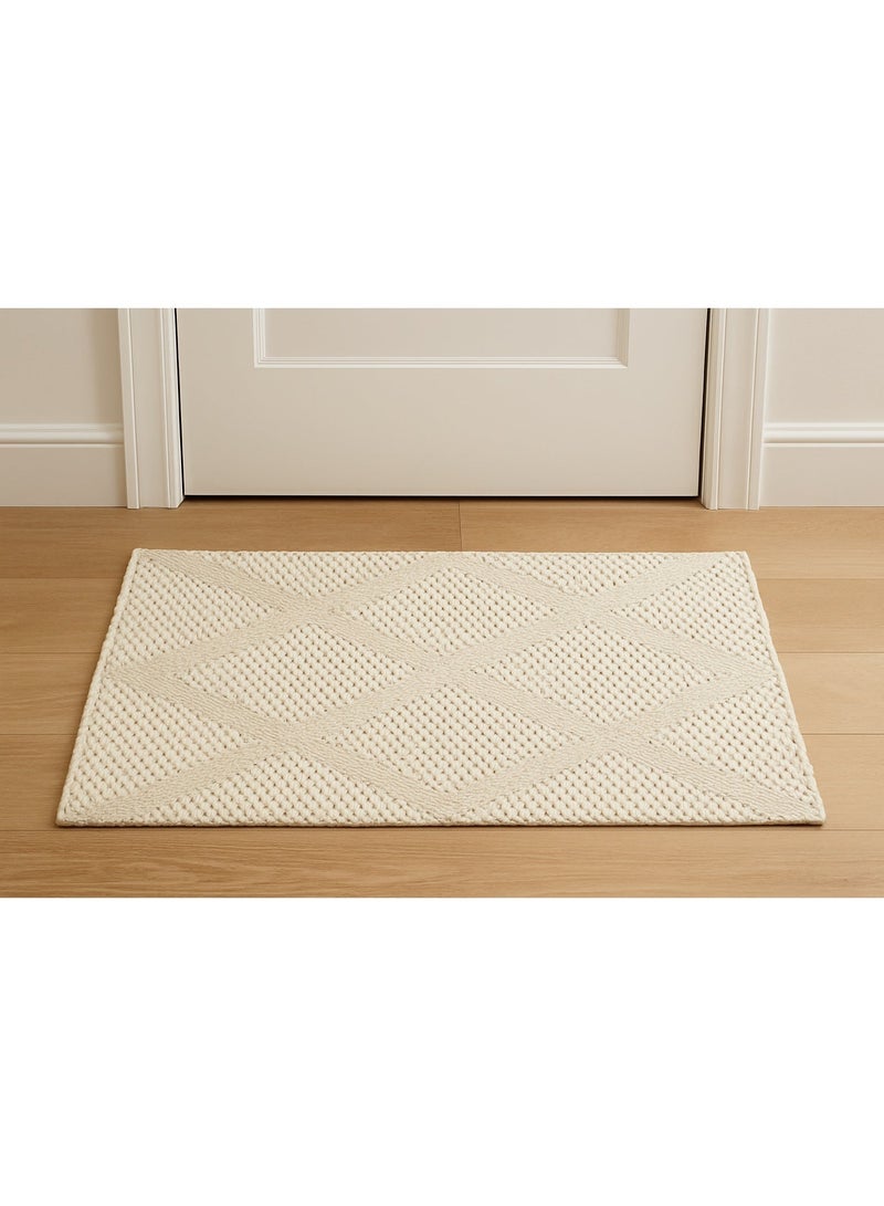 Indian handwoven rug. - Image 2