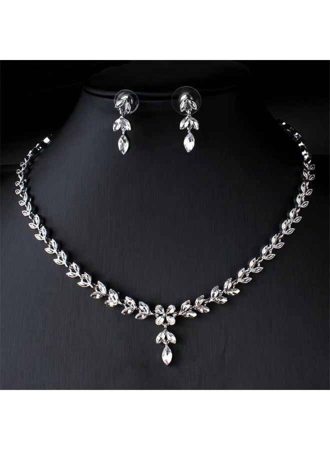 3Pcs Rhinestone Jewelry Set Stylish Elegant Leaf Necklace Zircon Earrings Chic Dress Accessory Festival Gift for Women Ladies Mother Wife Wedding Party Silver - Image 1