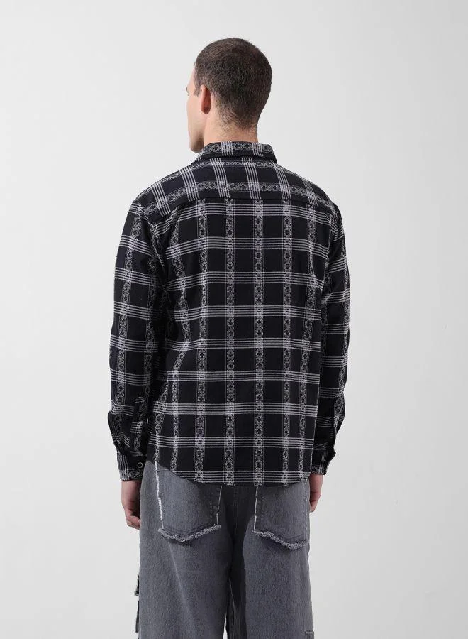 The Indian Garage Co Men Relaxed Fit Checked Cutaway Collar Full Sleeves Shirt