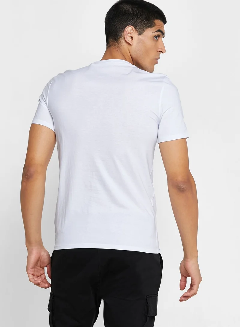 GUESS Logo Crew Neck T-Shirt