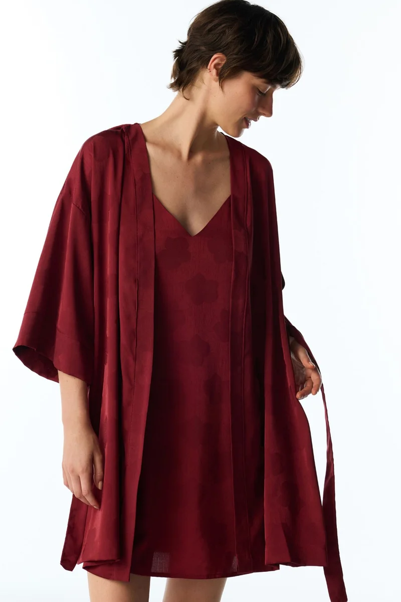 بنتي PENTI Orquidea Satin Floral Short Sleeve Robe