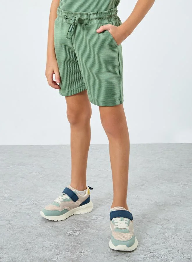 Styli Styli Boys Green Contrast Tipping Ribbed T-Shirt and Shorts Set