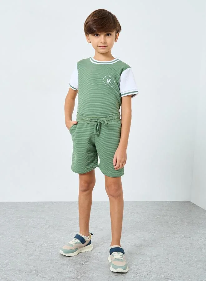 Styli Styli Boys Green Contrast Tipping Ribbed T-Shirt and Shorts Set
