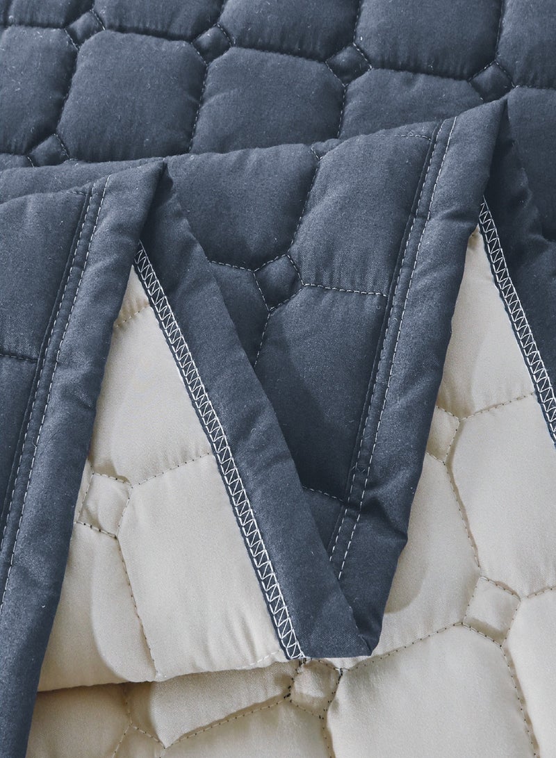 Sleep Night 6 Pieces Comforter Set King Size 220 X 240 Cm Dual color Reversible Bedding Set for All Seasons - Image 2