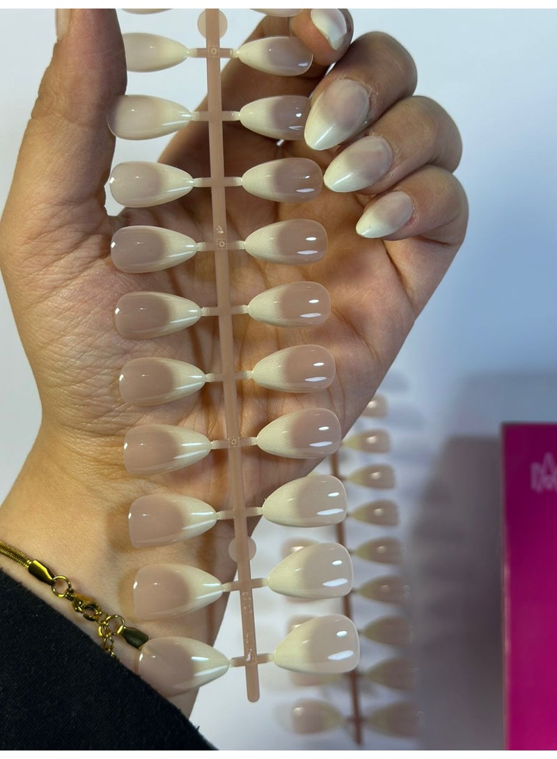 أطراف أظافر احترافية - 12 زوجًا من وصلات الأظافر الاصطناعية - زينة أنيقة لفن الأظافر للاستخدام المنزلي أو في الصالون (عبوة واحدة) - Image 1