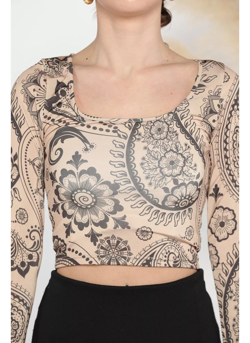 Gülseli Rose Patterned Square Neck Women's Croptop Blouse  - Image 2