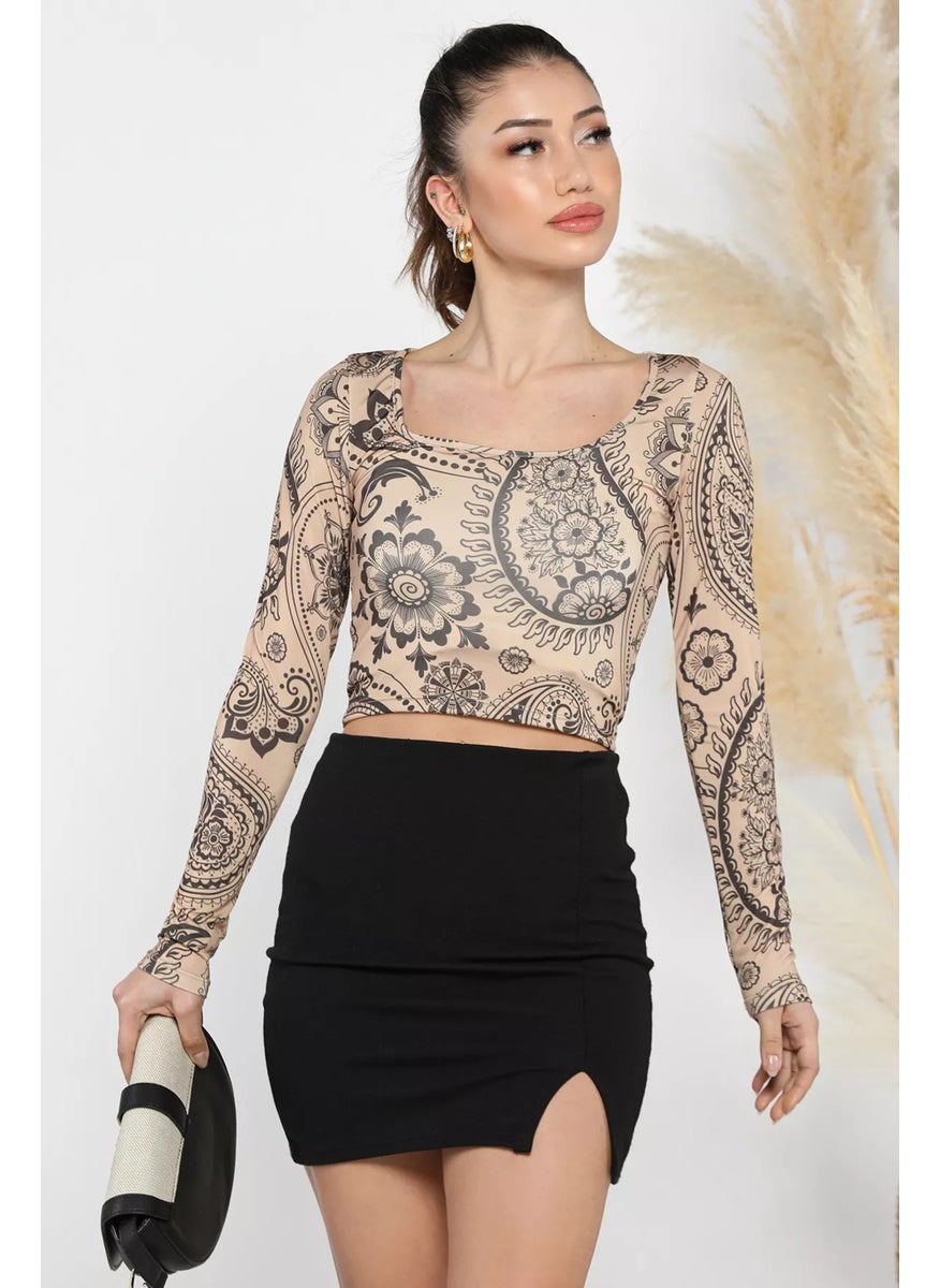 Gülseli Rose Patterned Square Neck Women's Croptop Blouse  - Image 3