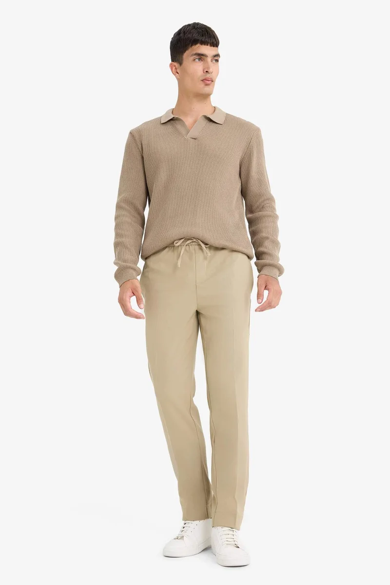 ديفاكتو Elasticated Waist Straight Leg Stretchy Summer Fabric Joggers